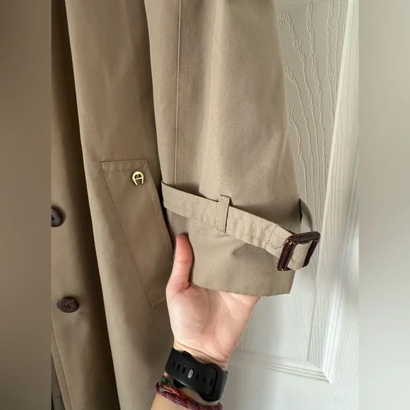 Vintage etienne aigner tan trench coat - Picture 6 of 10